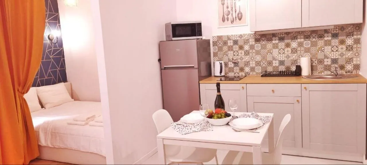 Apartment Cozy And Quiet Studio In Warsaw Poland